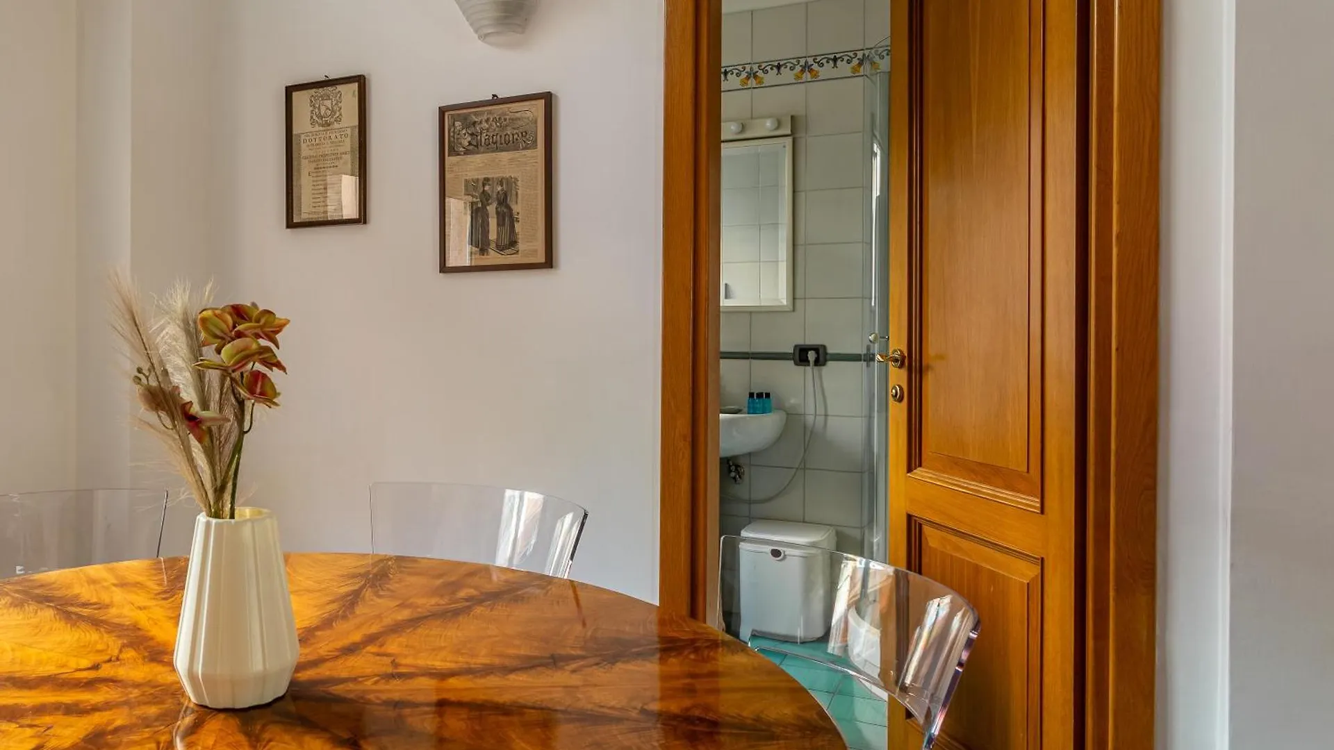 Iflat The Roman House - Spacious & Central Apt