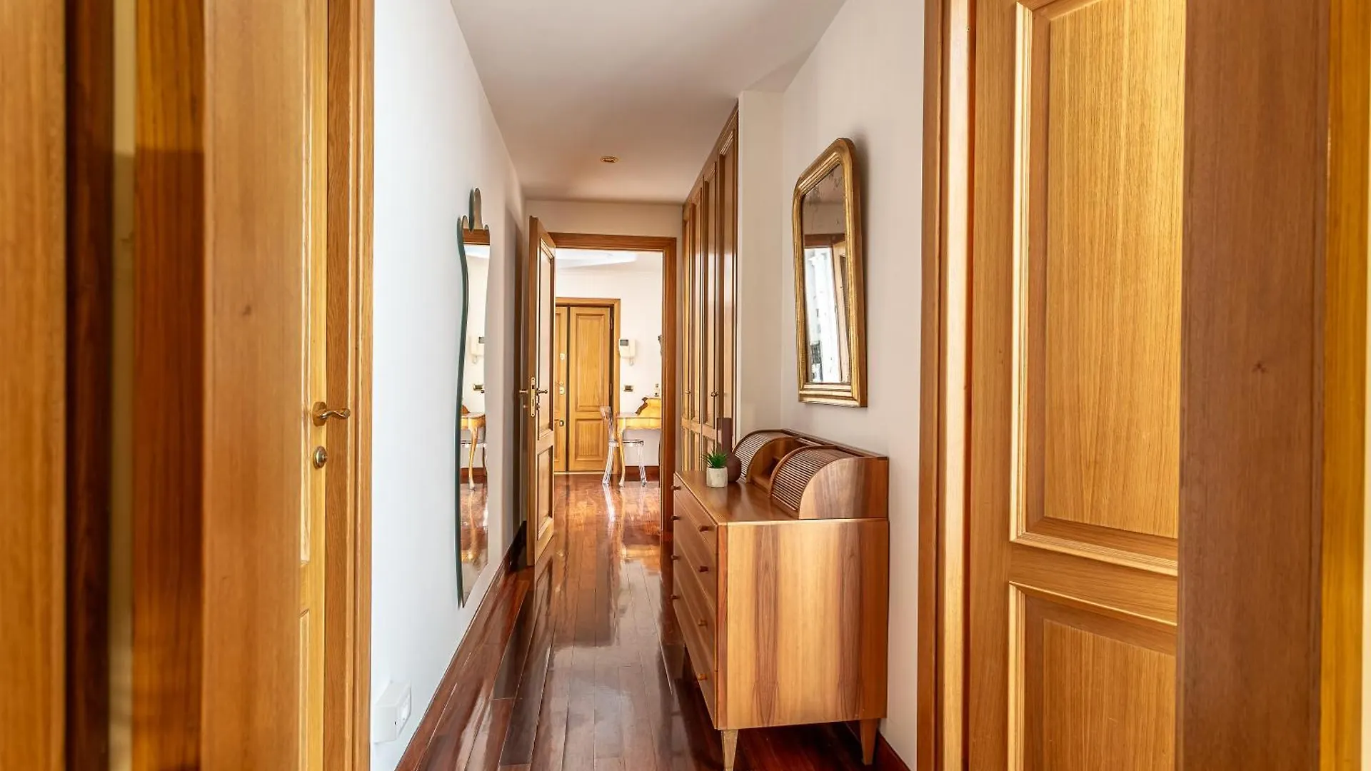 Iflat The Roman House - Spacious & Central Apt Rome