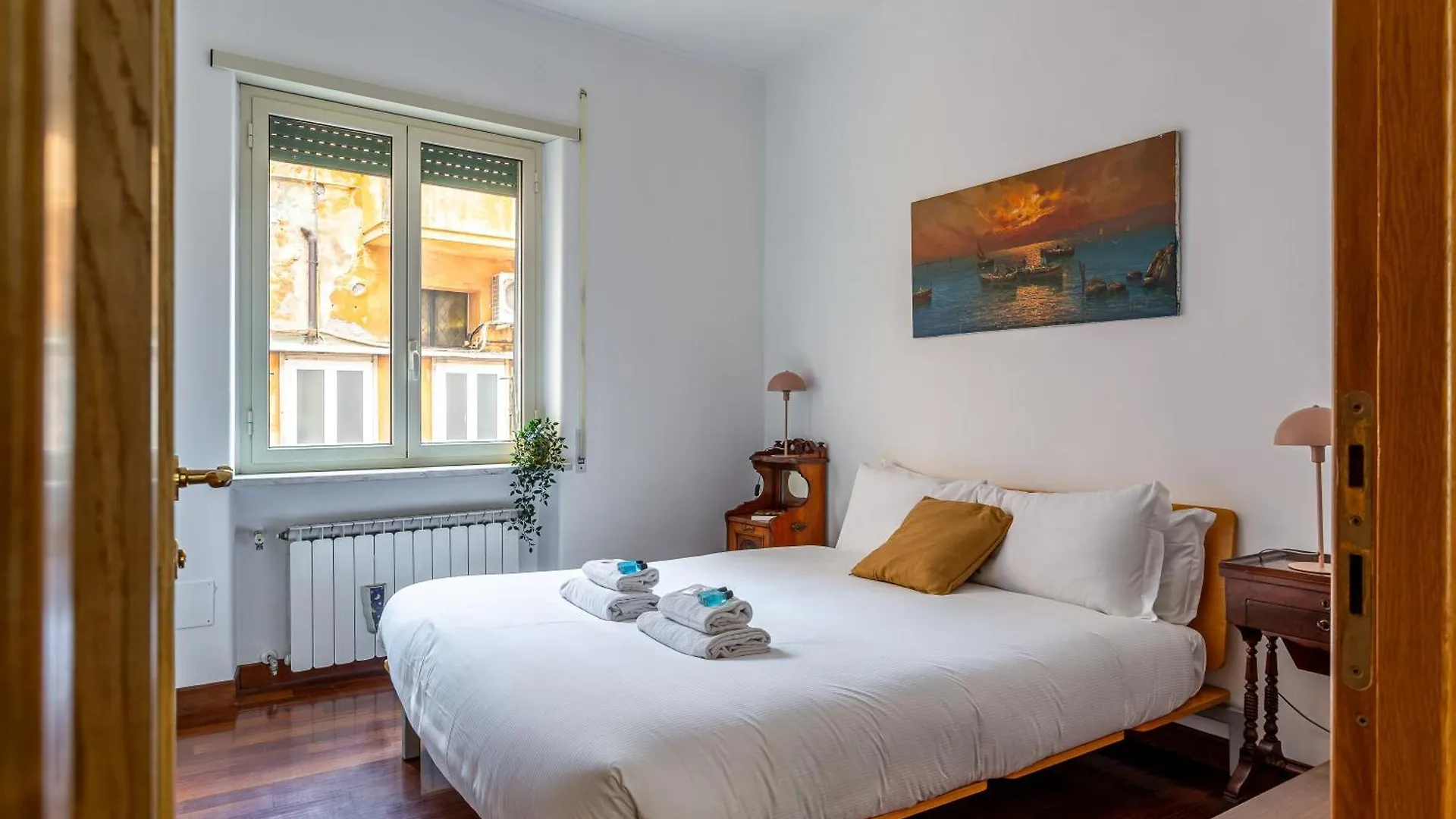 Iflat The Roman House - Spacious & Central Apt